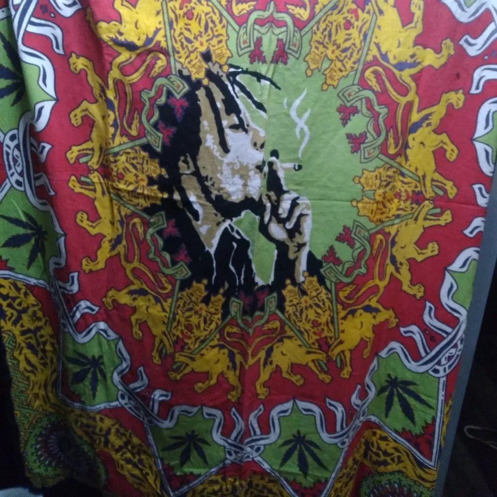 Bob Marley Cannabis Marijuana Smoke Joint Mandala Tapestry LARGE